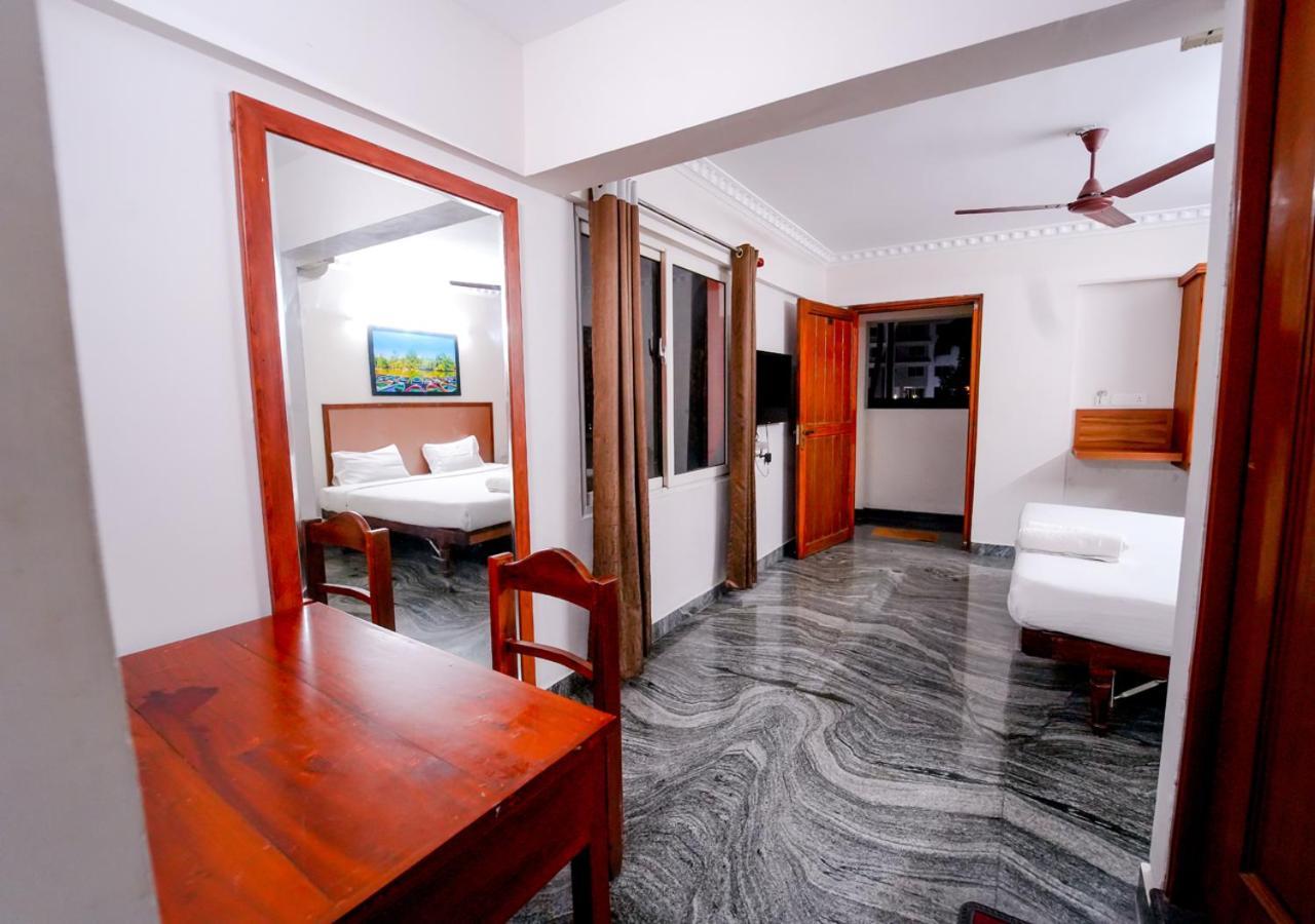 Luxe Vue - Premium Hotel Thiruvananthapuram Exterior photo